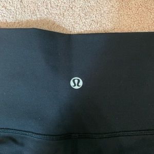 lululemon athletica Pants - highwaisted wunderunder 7/8 leggings lululemon athletica Pants - highwaisted wunderunder 7/8 leggings